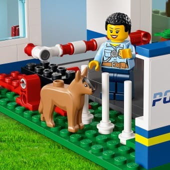 84258