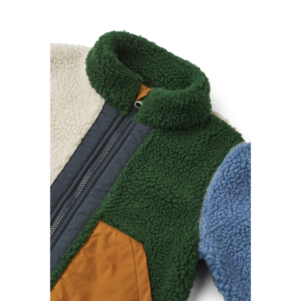 127699